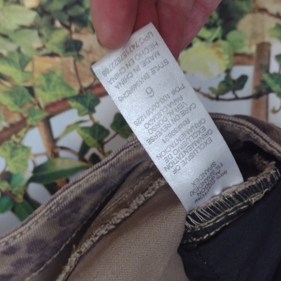 Democracy brown leopard fringe ankle jeans size 6 - Picture 3 of 4